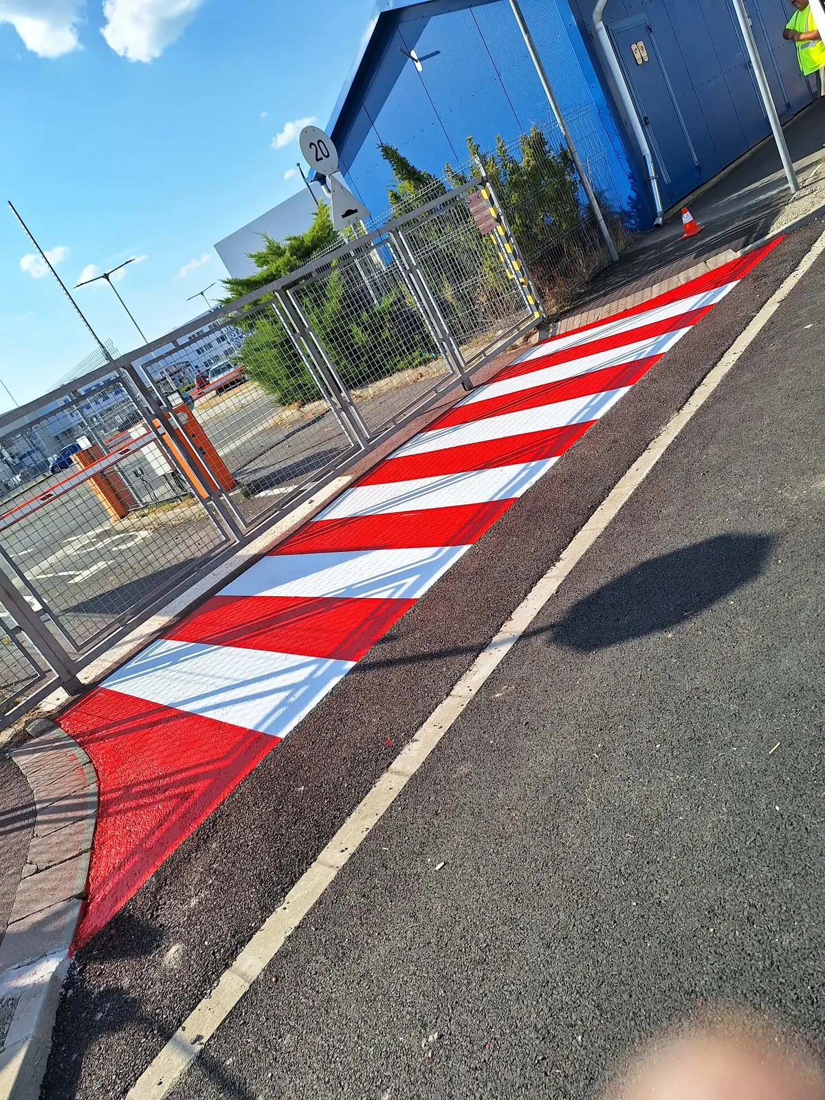 Parkolófestés és útfestés referencia munka 29 - profi kivitelezés