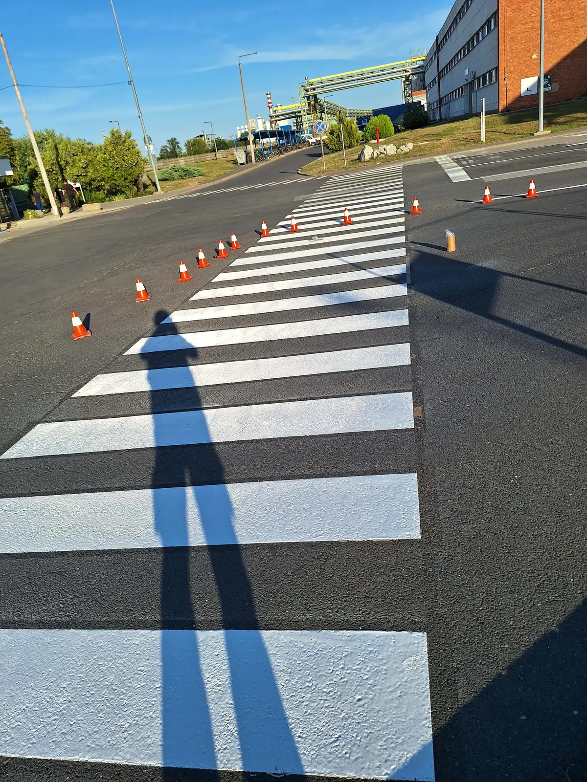 Parkolófestés és útfestés referencia munka 31 - profi kivitelezés